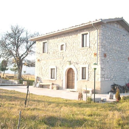 Casino Tonti Iarussi Villa Forli del Sannio ภายนอก รูปภาพ