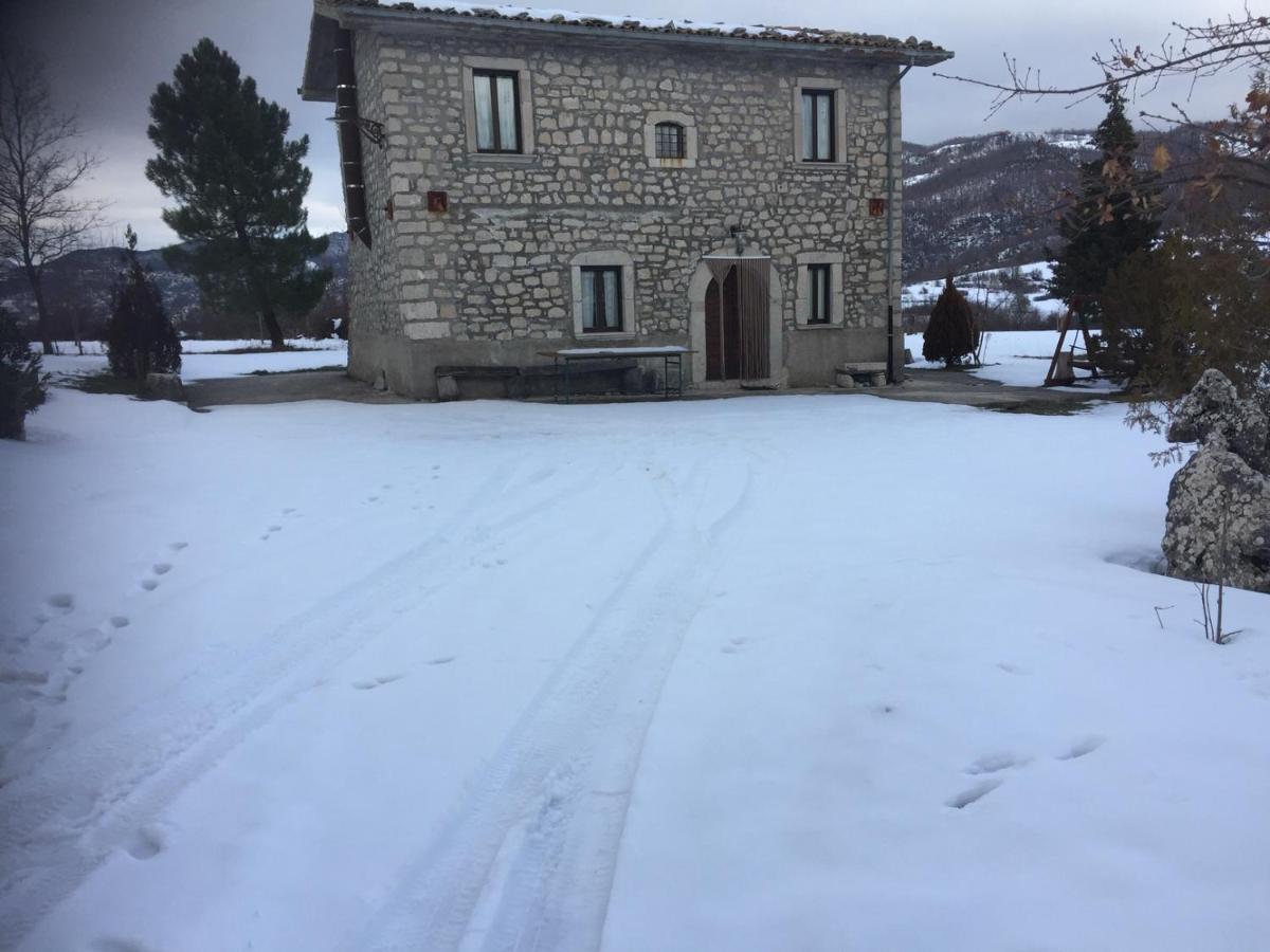 Casino Tonti Iarussi Villa Forli del Sannio ภายนอก รูปภาพ